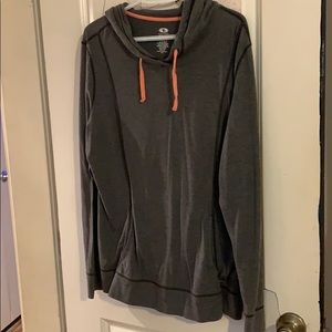 Light hooded workout sweater